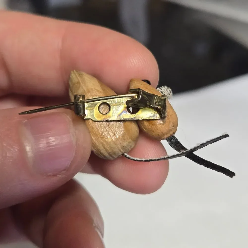 Vintage ADORABLE Wooden Mouse Brooch